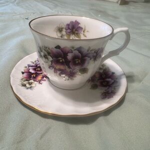Vintage Bone China heirloom Floral Teacup & Saucer Set - Purple Pansies